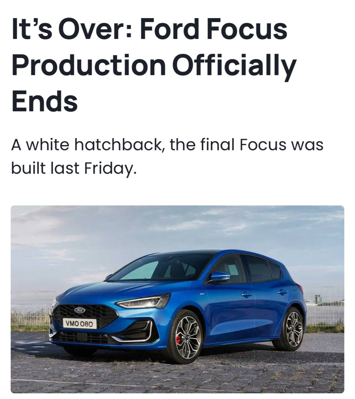Ford Focus прекращает своё существование Ford официально завершает производство модели Focus после 27 лет на рынке Четвёртое поколение стало последним и с момента запуска было реализовано около 12 миллионов автомобилей В 2027 году линейку заменит гибридный кроссовер так как компания планирует сосредоточиться на SUV и электромобилях Седаны и хетчбэки постепенно уступают место высоким гибридным моделям соответствуя изменяющимся предпочтениям покупателей Focus стал очередной моделью покинувшей рынок TechGPTNews