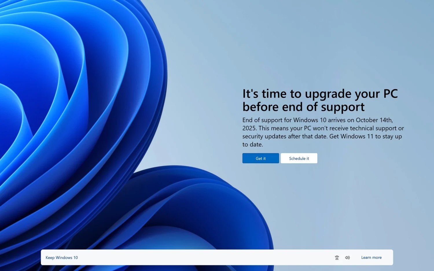 На Microsoft подали в суд из-за окончания поддержки Windows 10  Житель Калифорнии Лоуренс Кляйн утверждает, что Microsoft вынуждает пользователей покупать новые ПК с Windows 11, чтобы навязывать фирменные технологии искусственного интеллекта.    Ключевой фактор давления — многие компьютеры официально не могут обновиться из-за отсутствия модуля TPM 2.0  По мнению Кляйна, тактика «принудительного устаревания» является «попыткой монополизировать рынок генеративного ИИ», а ускоренный переход на Windows 11 в последние месяцы связан именно с угрозами завершения срока службы.  Истец требует, чтобы компания поддерживала Windows 10 без дополнительных затрат до падения доли рынка ниже 10%. Текущая аудитория ОС — 1,4 млрд человек.    #новости #Microsoft #Windows10