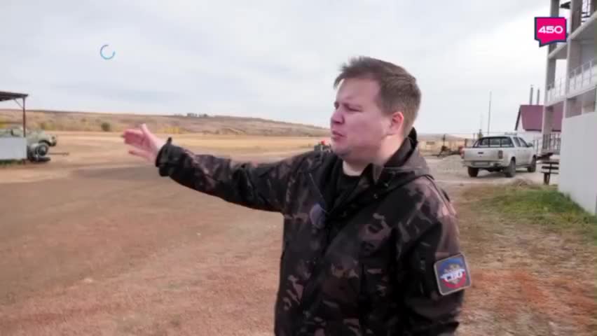 Максим Баранович обучает добровольцев для фронта в Самарской области