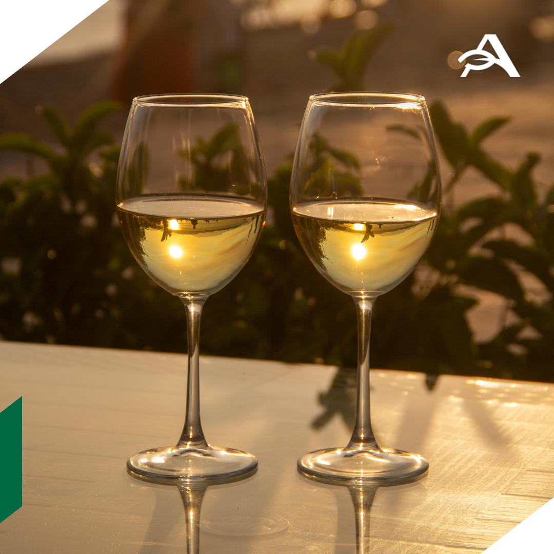 Абрау Дюрсо планирует выпускать винные напитки в Индии Такие планы содержатся в меморандуме о сотрудничестве между Абрау Дюрсо и индийской IndoBevs Документ подписан во время визита президента РФ Владимира Путина в Индию сообщила пресс служба российской компании Он предусматривает реализацию проектов по совместному производству и дистрибуцию алкогольной продукции на территории Индии В рамках первого этапа сотрудничества между компаниями в Индии будет локализовано производство винных напитков на основе фруктового сока в формате ready to drink уточняется в сообщении agroexpert Наши каналы