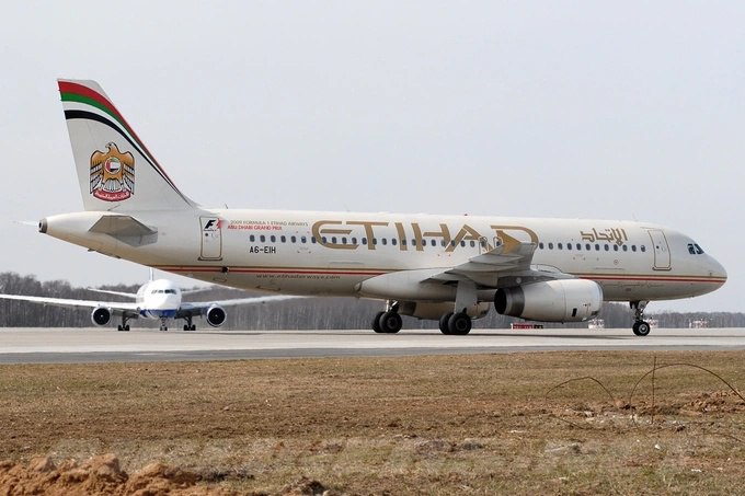 Узавиация разрешила эмиратской Etihad выполнять рейсы в Узбекистан Авиакомпания сможет летать по маршруту Абу Даби Ташкент Абу Даби На новом направлении будут использоваться самолеты Airbus A320 и A321 Etihad анонсировала запуск рейсов между столицами ОАЭ и Узбекистана шесть раз в неделю с марта 2026 года Ее дочка Air Arabia Abu Dhabi объявляла о начале полетов в Ташкент в 2022 году   www spot uz ru 2025 10 03 etihad permit Telegram Instagram YouTube