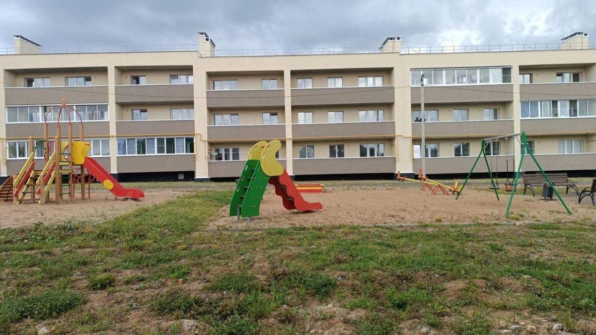 Следователи проверяют информацию о травмировании девочки на качелях в Иванове Процессуальная проверка организована следователями по факту травмирования ребенка на детской площадке. ↗ Прислать новость Подписаться