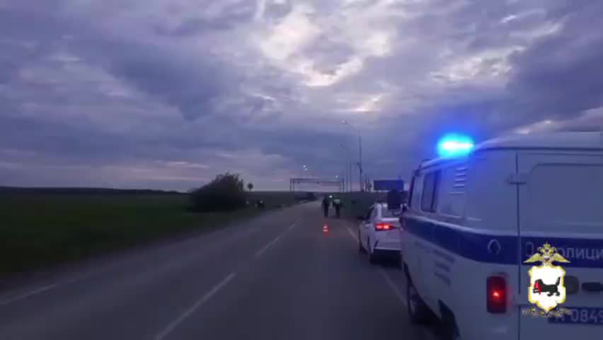 Шесть человек погибли в ДТП с трактором в Иркутской области