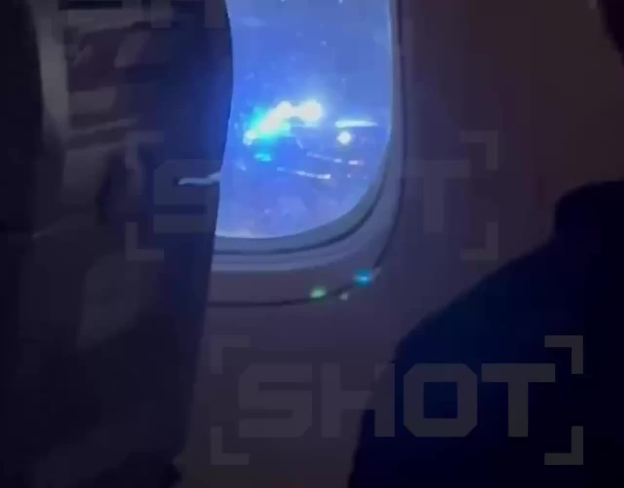 Инцидент с Boeing в Шереметьево: двигатель загорелся при взлете