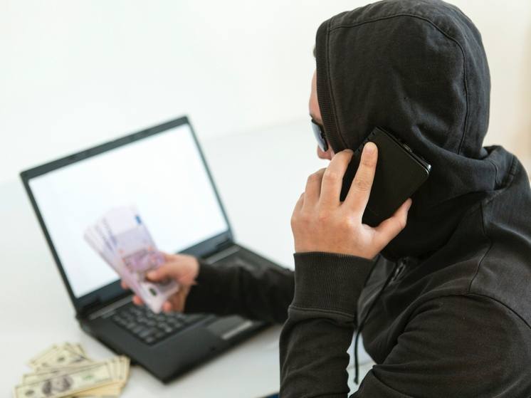 Мошенники стали практиковать схему с обратным звонком После введения ограничений на звонки в мессенджерах они делают так чтобы жертва звонила им сама По словам эксперта для этого аферисты отправляют сообщения с реалистичными запросами например уточнить адрес доставки Новости Кмв Экспресс Заказать рекламу