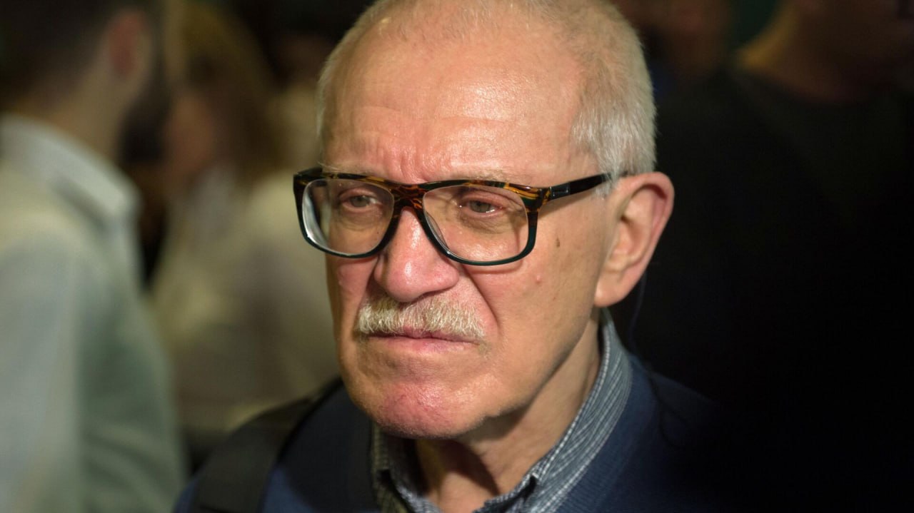 Кинорежиссер Александр Митта умер на 93-м году жизни. Об этом сообщил его сын. Подписаться Читать эксклюзив
