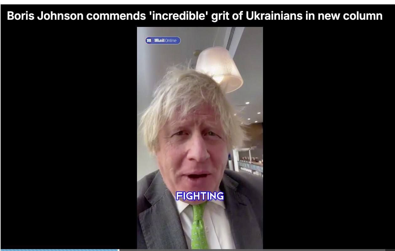 "Мы подвели украинцев": настал момент "шокировать Путина силой нашей решимости" и человеком, который способен это сделать Трамп  Об этом в своей колонке для Daily Mail пишет бывший премьер-министр Великобритании Борис Джонсон.  "Если Запад не предоставит Украине реальные гарантии безопасности, война, развязанная Россией, завершится триумфом российского диктатора Путина, в то же время президент США Дональд Трамп прав, требуя компенсации за помощь", — сказал он.  Чудовище,  Парикмахер над тобой издевается много лет, как и пендосы над Украиной.