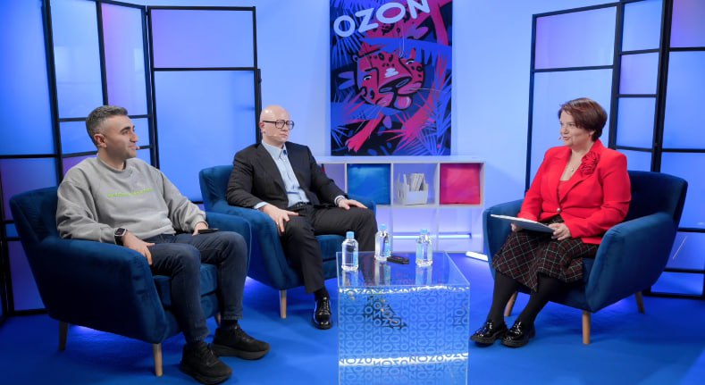 Озон приглашает банки партнеры на маркетплейс Финансовый директор Ozon Игорь Герасимов объявил о возможности участия банков наряду с платформой Ozon в рамках единого финансового пространства investing investing