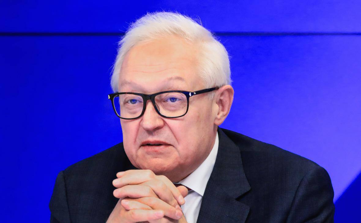 Российская сторона ни в какой форме не собирается идти на уступки по Донбассу Новороссии и Крыму это не обсуждается Рябков У нас получается пять субъектов и мы ни в коем случае не можем пойти на компромисс по ним потому что это будет пересмотром очень фундаментального элемента нашей государственности закрепленного в нашей конституции подчеркнул замминистра Подпишись RogandarNEWs мы в MAX