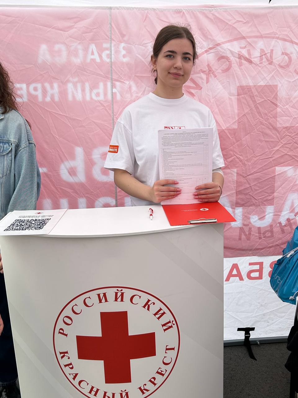 8 234 кузбассовца вступили в Федеральный регистр доноров костного мозга а 8 человек уже стали донорами Кузбасс один из лидеров по привлечению потенциальных доноров костного мозга Высокую оценку регион получил по итогам первого этапа Всероссийской эстафеты Огонь жизни Начался второй этап Вступить в Федеральный регистр в Новокузнецке можно по адресу ул Кутузова 19 телефон 8 3843 79 69 71 регистратура