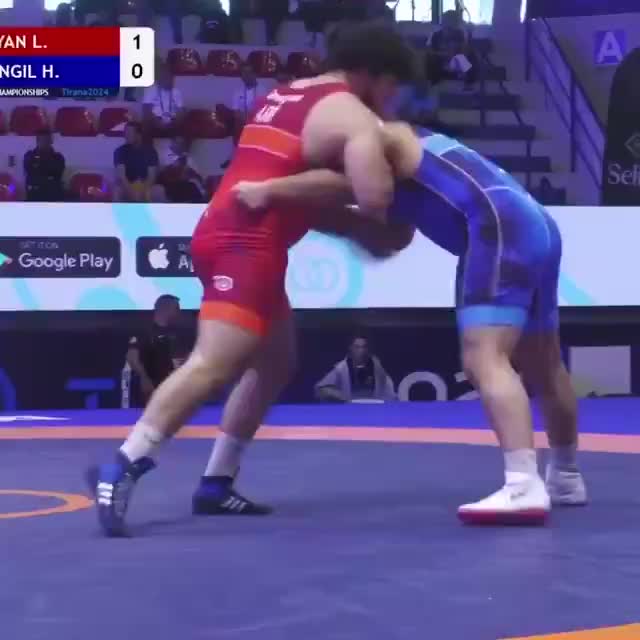 Армянские боксеры успешно стартуют на чемпионате мира U18 в Будве