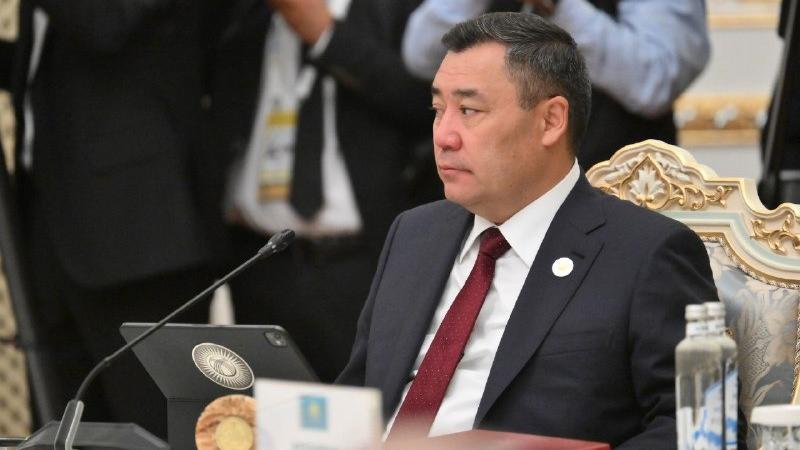 Президент Киргизии совершит первый в истории официальный визит в Африку Президент Кыргызстана Садыр Жапаров 4 5 ноября совершит первый в истории кыргызско египетских отношений официальный визит в Арабскую Республику Египет по приглашению президента Абдель Фаттаха Ас Сиси Как передает Caliber Az со ссылкой на СМИ Кыргызстана об этом заявил заведующий отделом внешней политики администрации президента страны Сагынбек Абдумуталип telegra ph Prezident Kirgizii sovershit pervyj v istorii oficialnyj vizit v Afriku 11 04