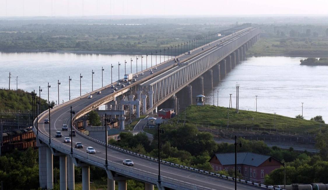 Глава Росрыболовства Илья Шестаков прибыл в Хабаровск с рабочей поездкой Руководитель Федерального агентства по рыболовству проведет заседание Дальневосточного научно промыслового совета в ходе которого будут подведены итоги лососевой путины Кроме того планируется рассмотреть вопросы организации промысла минтая в 2026 году В рамках рабочей поездки также состоится ряд встреч где будет обсуждаться развитие рыбохозяйственного комплекса Фото РИА Новости Виталий Белоусов ДВНПС Хабаровск наука Подписаться на Росрыболовство в MAX