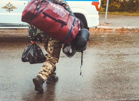 В Приморье заключившие контракт военнослужащие будут получать по 2 миллиона рублей Корректировки в краевое законодательство внесены по инициативе губернатора    Читать подробнее на сайте...