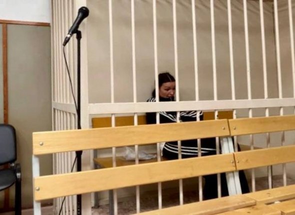 Суд Иркутска вынес приговор скандальной блогерше напавшей на полицейского Женщина осуждена на 2 года и 7 месяцев лишения свободы с отбыванием в колонии поселении Читать подробнее на сайте