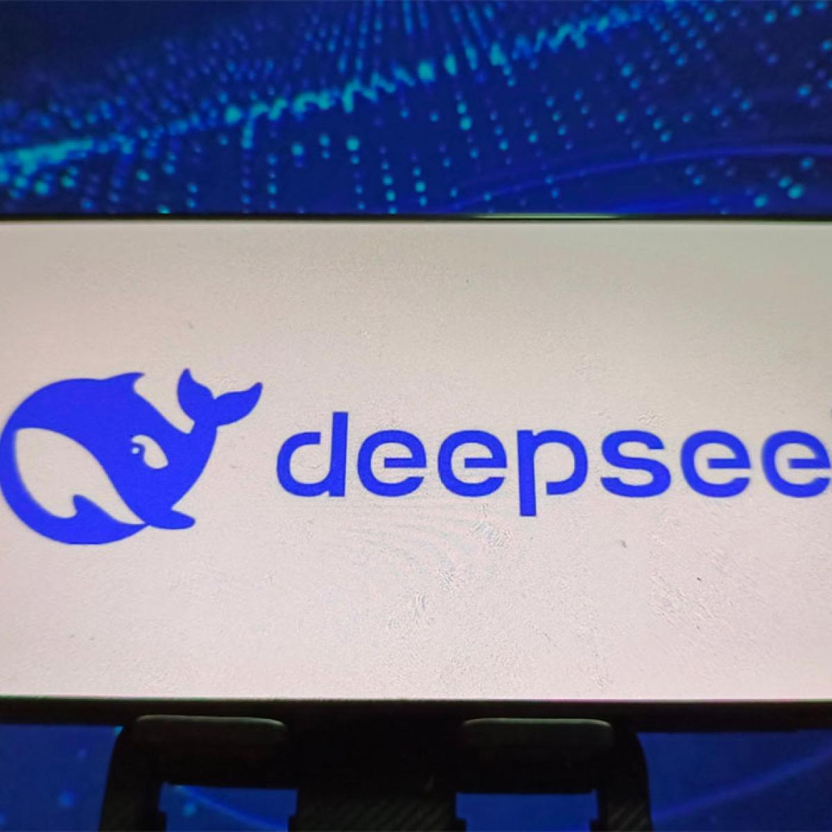 Демис Хассабис о DeepSeek: это была отличная инженерная разработка, но без научной новизны Исполнительный директор Google DeepMind Демис Хассабис высказал мнение о модели ИИ стартапа DeepSeek из Ханчжоу на мероприятии Google в Париже, назвав её "лучшей работой" из Китая и "с впечатляющим результатом" Продолжить чтение »  Новости экономики и бизнеса. Подписка