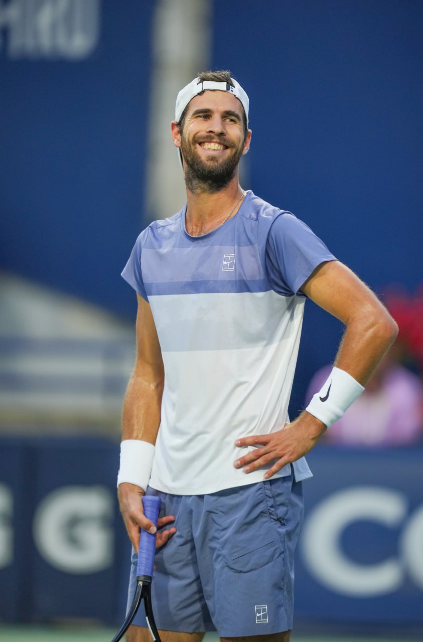 Хачанов сохранил девятую позицию в обновленном рейтинге ATP Карен вторую неделю подряд является первой ракеткой России Даниил Медведев занимает 13 ю строчку рейтинга на 15 й располагается Андрей Рублев Подписаться на sportrian