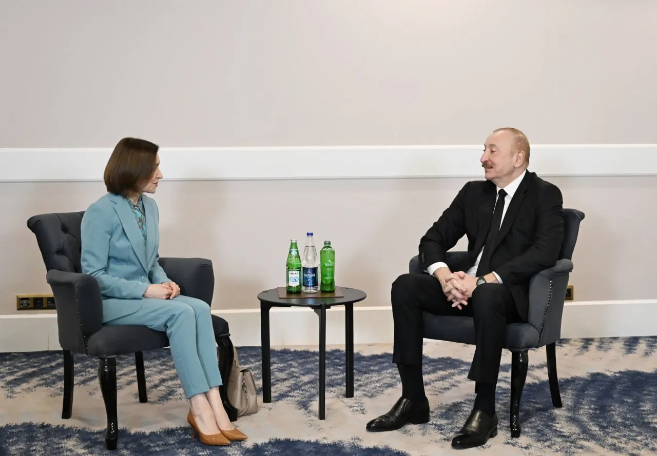 Президент Азербайджана Ильхам Алиев встретился в Анталье с президентом Молдовы Майей Санду Подпишись на t me btnewsaz