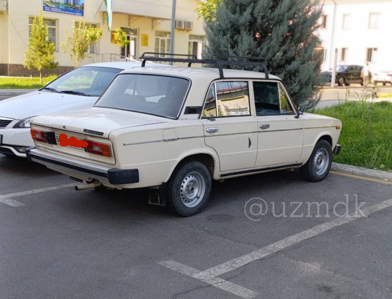 В Узбекистане старым авто запретят ездить по городу С 1 января 2026 года планируется ввести запрет на эксплуатацию авто выпущенного 50 и более лет назад Такие машины будут сниматься с учёта и не смогут участвовать в дорожном движении Подпишитесь и следите за актуальными новостями на нашем канале   telegram me joinchat AAAAAEEdc qam7052mnXKA