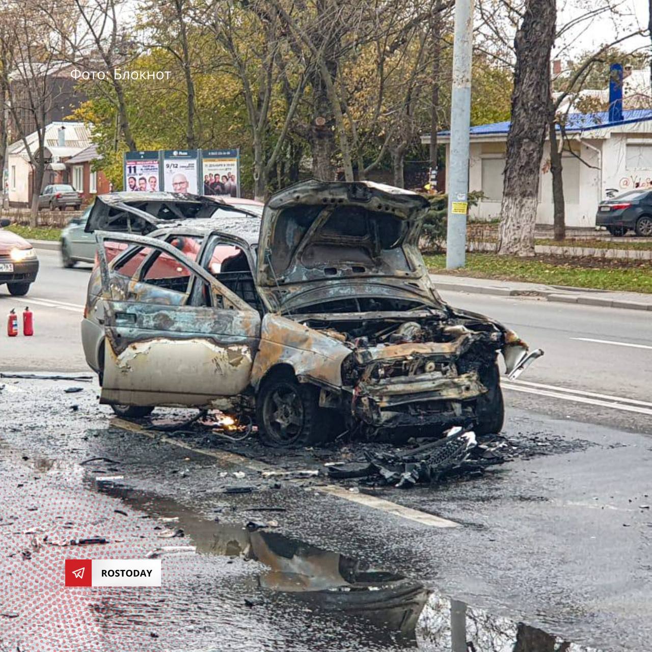 На Шолохова утром загорелся автомобиль. Обошлось без пострадавших, уточнили в МЧС.    Новости Ростова