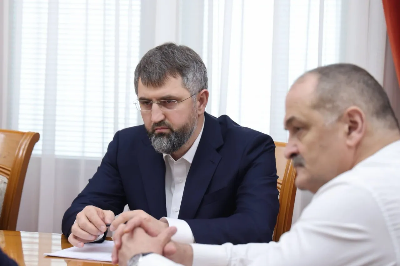 Депутаты Дагестана рассмотрят кандидатуру Рамазанова на пост премьера Депутаты Народного собрания Дагестана 13 мая рассмотрят кандидатуру Магомеда Рамазанова на должность председателя правительства республики После утверждения Рамазанов в течение недели представит структуру регионального правительства agiprd MAX VK