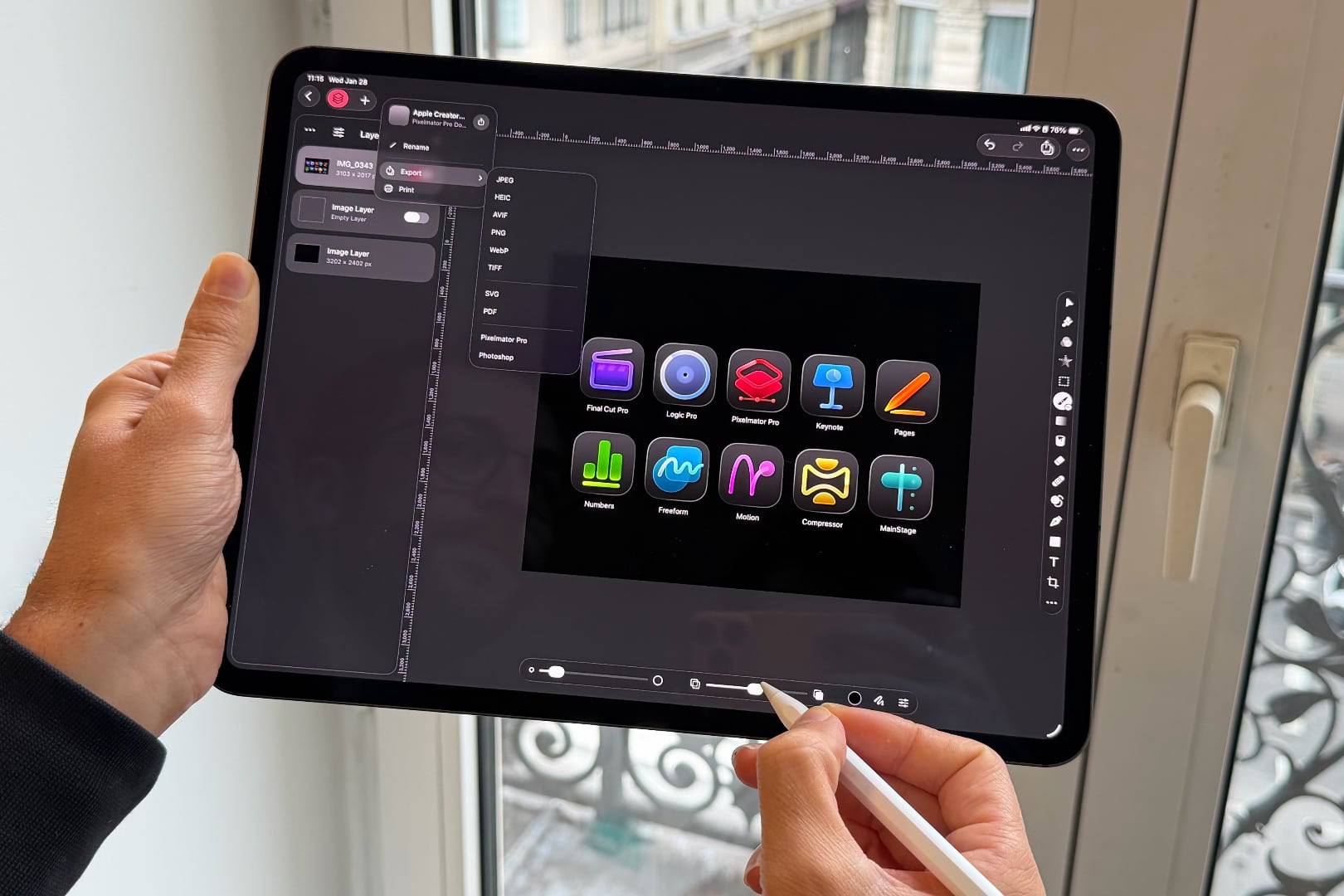 Pixelmator Pro вышел на iPad а подписка Creator Studio заработала по всему миру Pixelmator Pro для iPad работает только по подписке Creator Studio которая недоступна в России В США подписка стоит 12 99 в месяц и включает следующие приложения  Final Cut Pro  Logic Pro  Pixelmator Pro  Motion  Compressor  MainStage Также Apple выпустила обновление офисного пакета iWork добавив в него эксклюзивные шаблоны доступные по подписке Creator Studio   www iphones ru 1357251 новости iphonesru