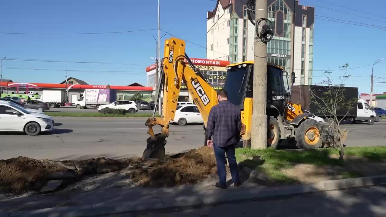 Обустройство остановок общественного транспорта на проспекте Амет Хана Султана в Махачкале