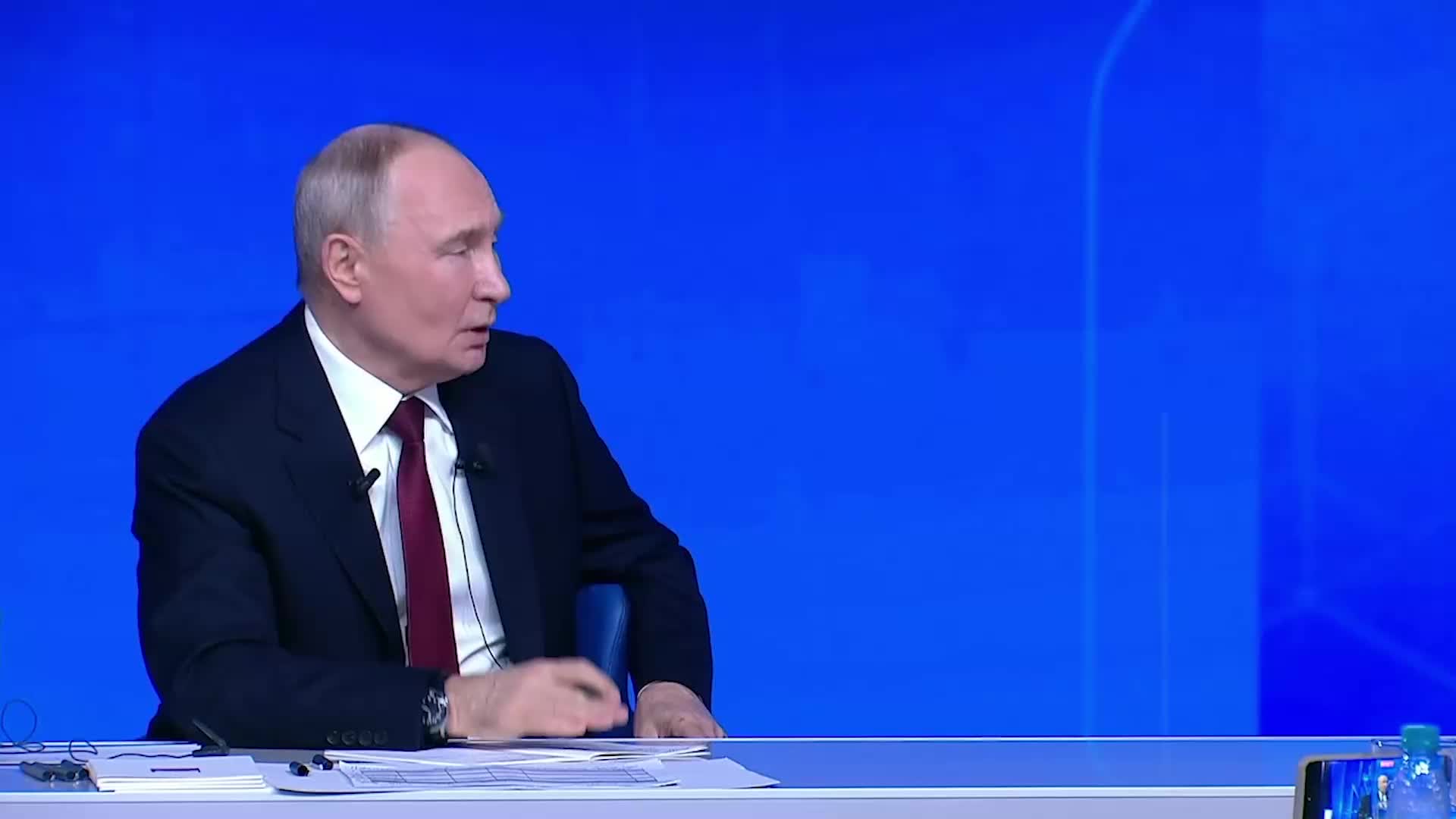 Путин о будущем авиастроения в России: акцент на отечественные самолеты