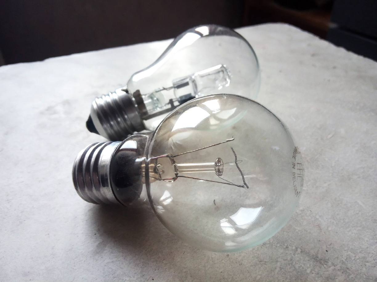 Район Владивостока остался без света   На Эгершельде зафиксировано полное отключение света во всех домах Жители района отмечают что около подстанции был слышен характерный треск Источник egervl vmfareast