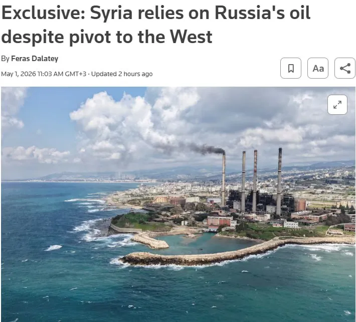 Россия увеличила экспорт нефти в Сирию на 75 и стала основным поставщиком сообщает Reuters По информации агентства поставки выросли до около 60 тысяч баррелей в сутки при этом Москва заняла нишу Ирана который сократил экспорт Российская нефть поставляется по цене ниже Brent что помогает Сирии покрывать дефицит топлива Поставки осуществляются с использованием судов под санкциями а происхождение нефти официально не раскрывается Напомним за последние полгода нынешний глава Сирии Ахмед аш Шараа дважды побывал Москве Российская военная база ликвидации которой ожидали после падения Асада остается в стране Сайт Страна X Twitter Прислать новость фото видео Реклама на канале Помощь