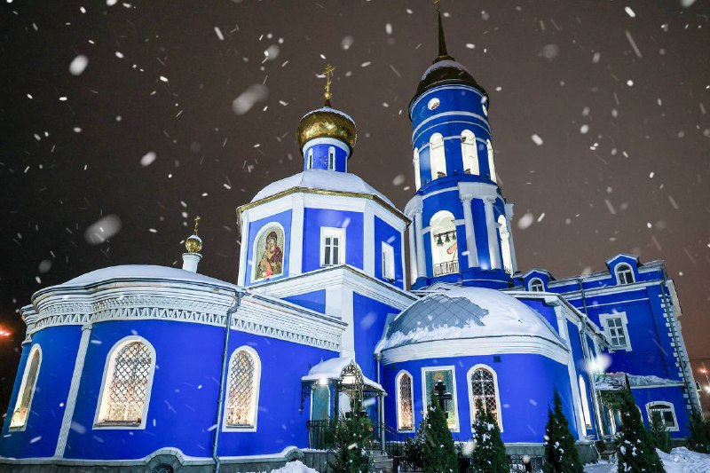 В Крещенскую ночь общественный транспорт в Подмосковье будет работать до 3 00 утра Для удобства жителей планирующих посетить храмы и купели в ночь с 18 на 19 января 66 маршрутов Мострансавто будут работать дольше Актуальный перечень маршрутов и изменения в расписании можно смотреть здесь В Мытищах купели будут работать по утверждённому графику Подписаться на 360 Мытищи