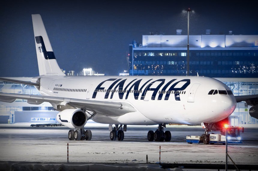 Finnair отменит почти 300 рейсов в декабре из-за забастовки Профсоюза пилотов Финляндии  9 и 13 декабря сотрудники авиакомпании не будут выполнять полеты. Это затронет примерно 33 тысячи клиентов. Персонал требует требуют повышения зарплат на 10% в ближайшие два года, — сообщает издание Yle.  Главное — здесь. Подписывайтесь!