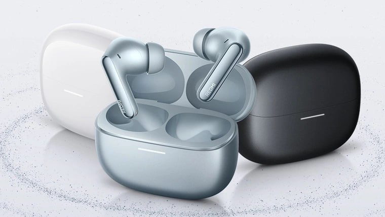 REDMI выкатила аудиофильсого монстра по цене Московского обеда Xiaomi представила наушники Buds 8 Pro которые при смешном ценнике предлагают архитектуру топ класса и техническое оснащение новинки действительно заставляет пересмотреть стандарты бюджетного сегмента уникальная система из трех драйверов сочетает 11 мм динамик с титановым напылением и два пьезокерамических излучателя за обработку сигнала отвечают сразу два выделенных ЦАП и независимый кроссовер поддержка кодеков LHDC V5 и фирменного MIHC обеспечивает передачу звука высокого разрешения шумодав Deep Space 3 0 отсекает внешние шумы с эффективностью до 55 дБ пространственное аудио получило функцию динамического отслеживания движений головы цена в 399 юаней 4350 рублей выглядит как прямой демпинг рынка качественного звука автономность до 35 часов с кейсом позволяет забыть о розетке на несколько дней Подобная начинка еще недавно была прерогативой флагманов а теперь доступна в категории масс маркета Рискнули бы взять такие уши вслепую без предварительного прослушивания Участвуй в розыгрыше комплектующих Заказать сборку Наши каналы Xiаоmi Звyк