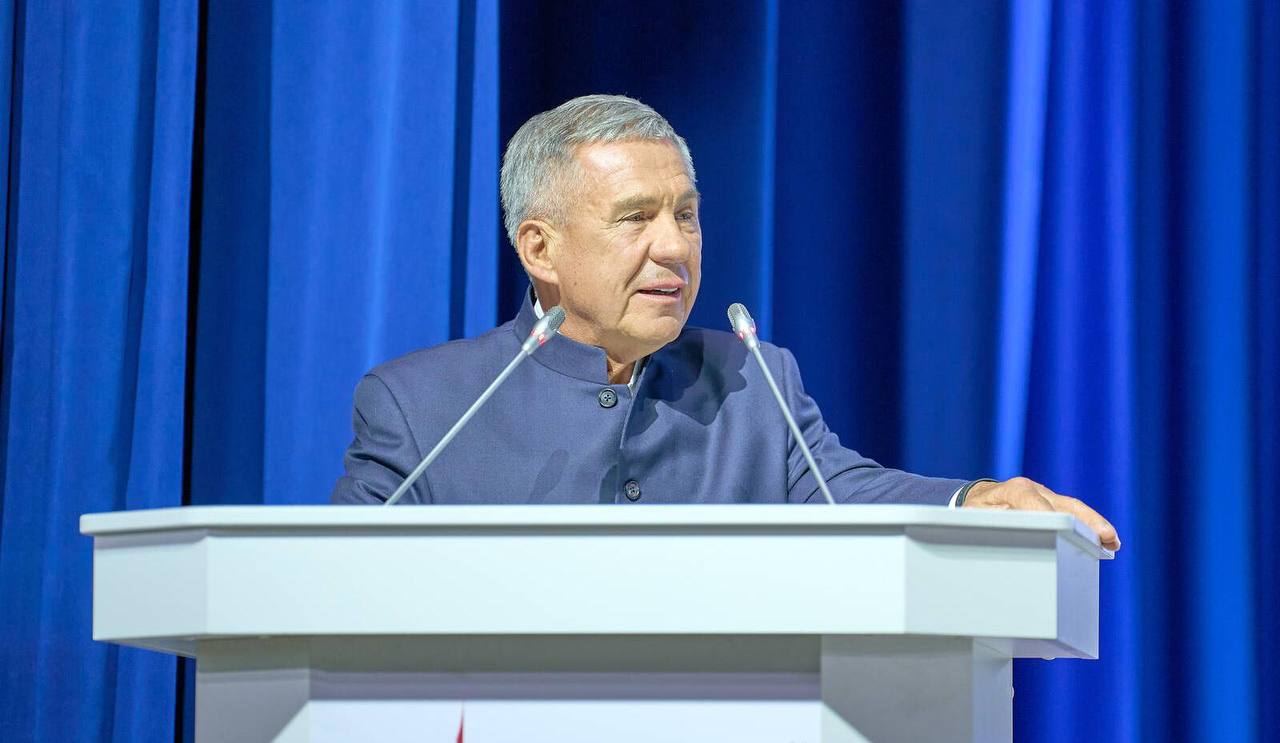 Рустам Минниханов занял 2 е место в рейтинге губернаторов Лидером стал мэр Москвы Сергей Собянин Тройку лидеров замыкает губернатор Питера Александр Беглов kazan