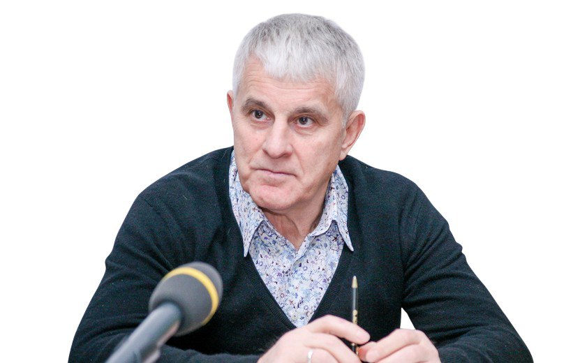 Задержали и отпустили в Италии Бывшего президента компании Башнефть сооснователя ижевского холдинга АСПЭК экс члена Совета Федерации от Удмуртии Виктора Хорошавцева задержали в Италии по ордеру России Однако суд освободил его отклонив запрос о содержания под стражей Об этом сообщает ТАСС со ссылкой на местную газету Corriere della Sera Зашита мотивировала это тем что юридическое сотрудничество с Москвой невозможно из за выхода РФ из Совета Европы и прекращения участия в соглашениях говорится в сообщении По данным издания Хорошавцева задержали 25 декабря в гостинице куда он приехал проведать дочь Ранее сообщалось что Виктор Хорошавцев заочно арестован и объявлен в международный розыск по делу о хищении средств из пенсионных фондов По данным СМИ сумма предполагаемого ущерба может составлять до 9 млрд руб а обвинение предъявлено по 6 эпизодам мошенничества По версии следствия средства были выведены через покупку неликвидных облигаций Подписаться на нас Telegram MAX