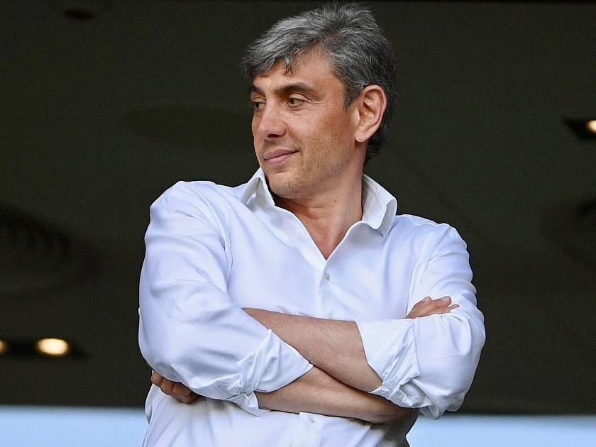 Владимир Путин наградил основателя сети Магнит и президента футбольного клуба Краснодар Сергея Галицкого орденом Дружбы Награда вручена за вклад в развитие физической культуры и спорта а также за многолетний добросовестный труд В 2008 году Галицкий создал футбольный клуб Краснодар В сезоне 2024 2025 ФК Краснодар впервые стал чемпионом России Кубанские Новости Мы в MAX