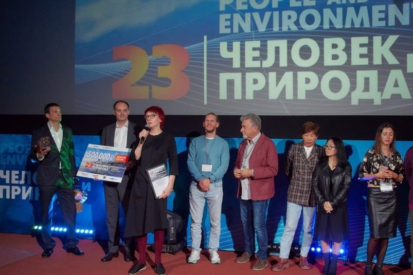 39 стран подали заявки для участия в 24-м Байкальском кинофестивале "Человек и Природа" Всего поступило 237 заявок от режиссеров из разных стран — это документальные, научно-популярные, анимационные, игровые и полнокупольные фильмы. В настоящее время работы отсматривает жюри. В июне будет представлен шорт-лист фильмов. Картины, попавшие в него, смогут претендовать на получение призов. Гран-при кинофестиваля в этом году составит 500 тысяч рублей.