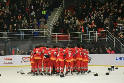 Юношеская сборная Кыргызстана по хоккею стала победителем домашнего чемпионата мира U 20 в группе B Дивизиона III и получила повышение в классе Подробности на нашем сайте Актуальные новости из Центральной Азии fergananews