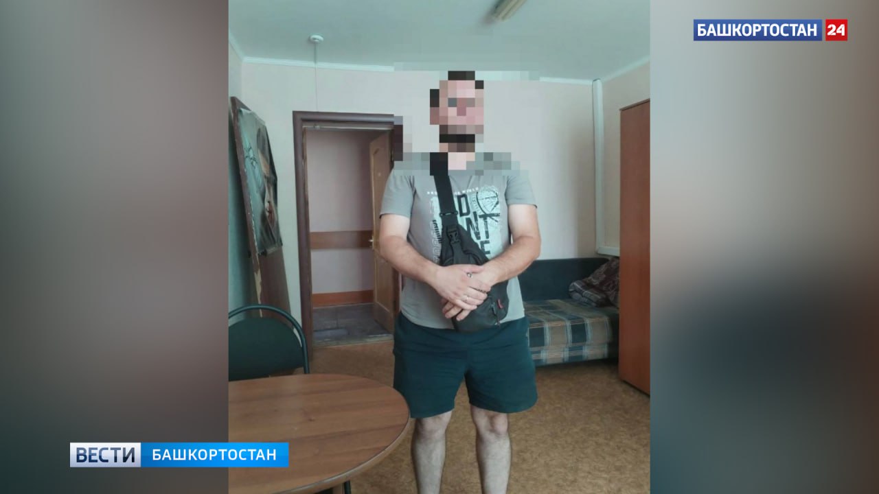 В Башкортостане полицейские задержали водителя автобуса без прав В Ишимбае сотрудники ГАИ остановили автобус, который передвигался без соответствующих документов. Информация о нарушении поступила в чат-бот Госавтоинспекции от неравнодушного гражданина, рассказал в своем ТГ-канале главный госавтоинспектор РБ Владимир Севастьянов. Благодаря оперативной работе сотрудников, автобус был обнаружен и остановлен. На водителя составлены административные протоколы по статьям: управление без прав, отсутствие страховки, управление незарегистрированным ТС и выпуск ТС без тахографа. Информация, содержащаяся в анонимном сообщении, подтвердилась. Подписаться Сообщить новости - "Вести"!