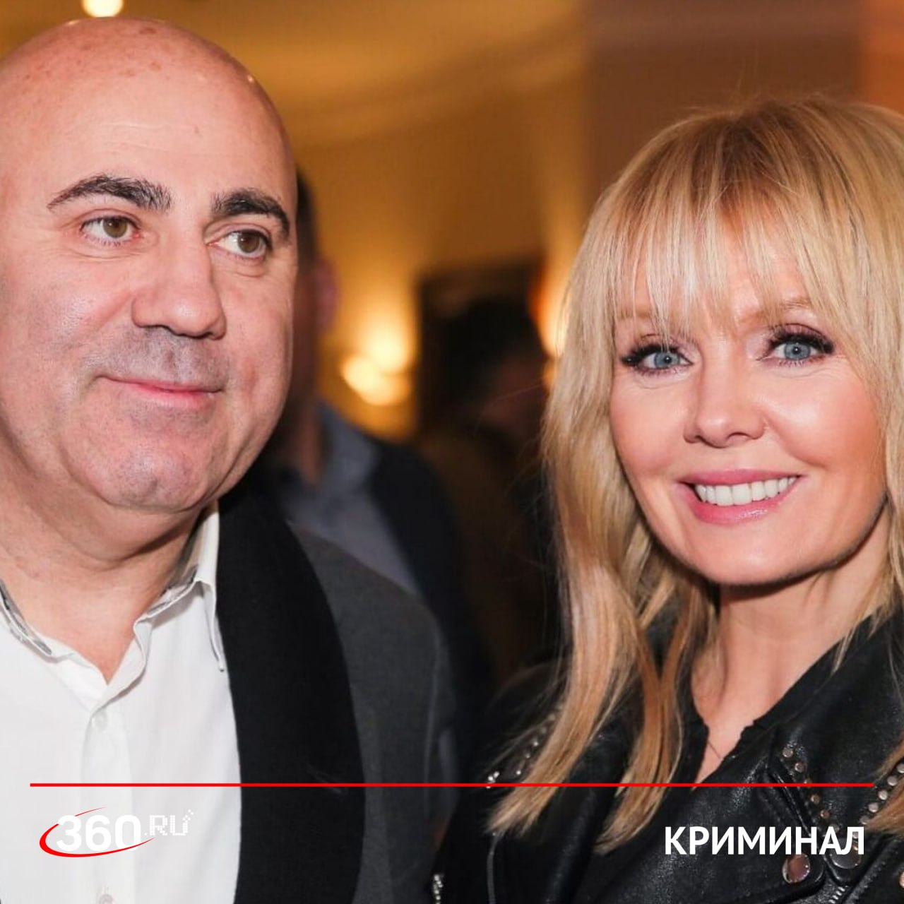 Будьте осторожны с таксистами в Стамбуле продюсер Иосиф Пригожин и певица Валерия стали жертвами мошенника Во время поездки на такси в Турции звезды попали в неприятную ситуацию мошенник списал с карты пары около 12 тысяч долларов примерно 1 миллион рублей В комментарии для 360 ru Пригожин iosifprigozhin рассказал что расплачивался кредитной картой а водитель просто скачал с нее деньги Вы не видите что он вводит На экране может быть написано 12 тысяч но вы не знаете по какому курсу списывают Он говорит Это лиры а на самом деле списывает деньги в другой валюте Стамбульская полиция отреагировала оперативно мошенника задержали в тот же вечер и заставили вернуть всю сумму наличными Подписаться на tv360 I Обратная связь I Чат 360 I Наш канал в MAX