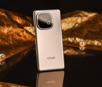 vivo анонсировала смартфон Y300 GT — международную версию iQOO Z10 Turbo Устройство также будет отличаться мощным аккумулятором и предтоповым процессором от MediaTek. Новинка получила 6,78-дюймовый AMOLED-экран с разрешением 2800 × 1260 пикселей и частотой обновления 144 Гц. Максимальная частота опроса сенсора достигает 3000 Гц. Читать далее
