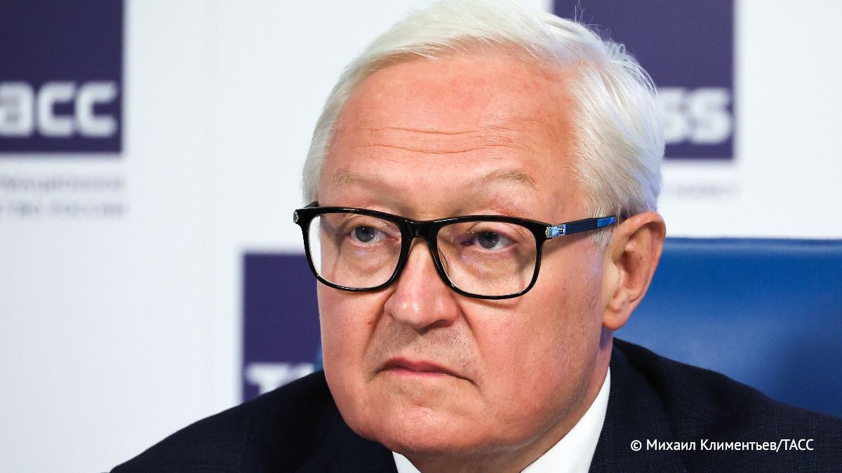 Темы на переговорах в Стамбуле будут охватывать вопросы устойчивого урегулирования и реалии на земле, включая вопрос территорий, сообщил Рябков. Россия готова вести переговоры ответственно, но сомневается в договороспособности другой стороны, отметил он. #Россия #Z #Зеленский #украина #победаzaнами #BarguZin24 БаргуZин Vk YouTube TikTok X
