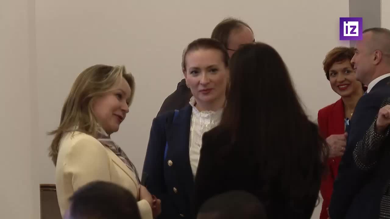 Круглый стол в Москве: Женская дипломатия и экономическая вовлеченность женщин