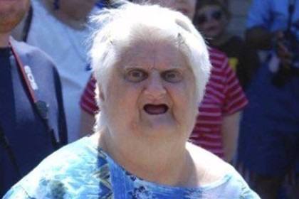 77 челябинцев считают что бабушки должны помогать в воспитании внуков SuperJob выяснил отношение горожан к роли бабушек в семьях 77 уверены их участие важно 30 полностью поддерживают 47 скорее согласны Против 23 20 считают что лучше обходиться своими силами 3 категорически против Для 55 жителей помощь бабушек ненавязчивая поддержка для 43 необходимая часть воспитания Лишь 2 совсем не доверили бы детей старшему поколению Мужчины поддерживают участие чаще женщин а чем старше респонденты тем выше их уверенность в важности бабушек многие уже сами нянчат внуков