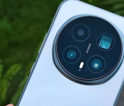 В сеть утекли характеристики HONOR Magic8 и HONOR Magic8 Pro До выхода новых флагманов HONOR осталась пара недель однако в китайских социальных сетях уже появились их подробные характеристики Модели Magic8 и Magic8 Pro получат чипсет Snapdragon 8 Elite Gen 5 и отличный набор камер Субфлагман HONOR Magic8 оснастят плоским 6 58 дюймовым дисплеем с разрешением 1 5K