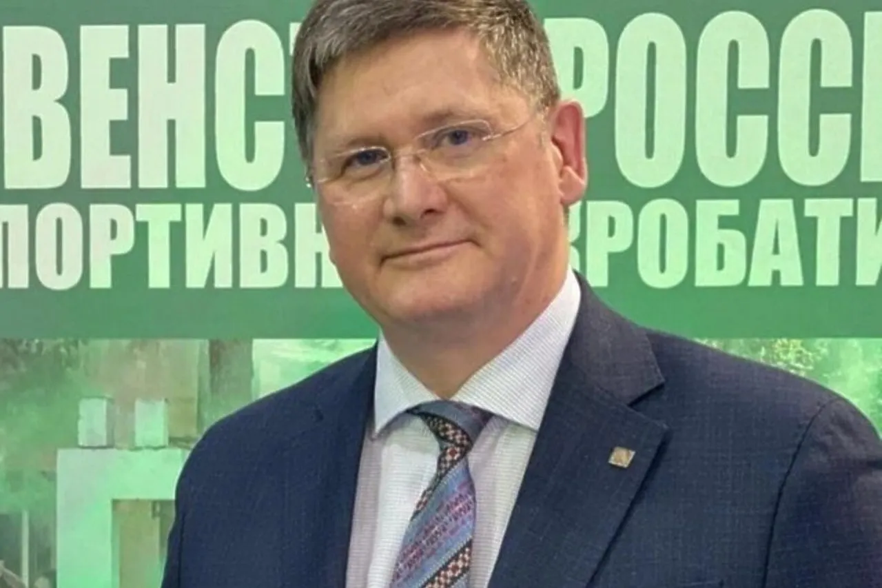 Мэр Берёзовского ушёл в отставку Мэр Берёзовского Евгений Писцов ушёл в отставку Это подтвердили порталу 66 Ru в местной Гордуме В течение 10 дней губернатор Свердловской области Денис Паслер должен найти ему замену пишет издание Также по информации 66 Ru Писцов сбирается пойти на выборы в региональный парламент по Берёзовскому одномандатному округу uralweb ru