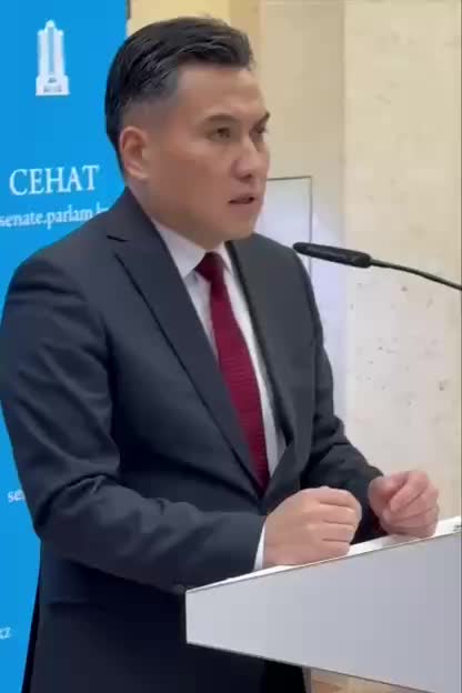 Казахстанские рабочие за границей: 102 тысячи в России и меры по легализации в Южной Корее