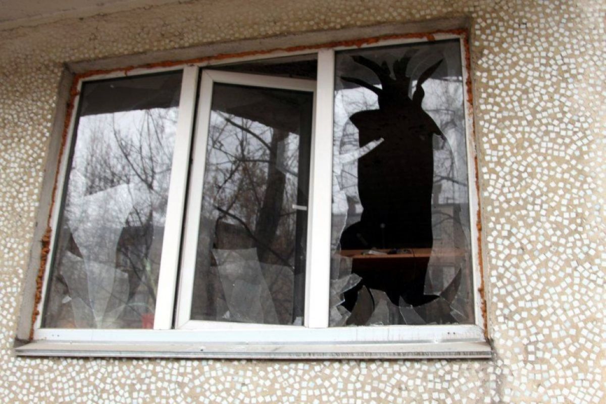 20-летняя воровка внаглую разбила окно ради 30 тысяч в Добринке     В Добринке Липецкой области 20-летняя жительница Усманского района внаглую украла деньги с подоконника чужуго дома, разбив окно.  ↗  Прислать новость   Подписаться