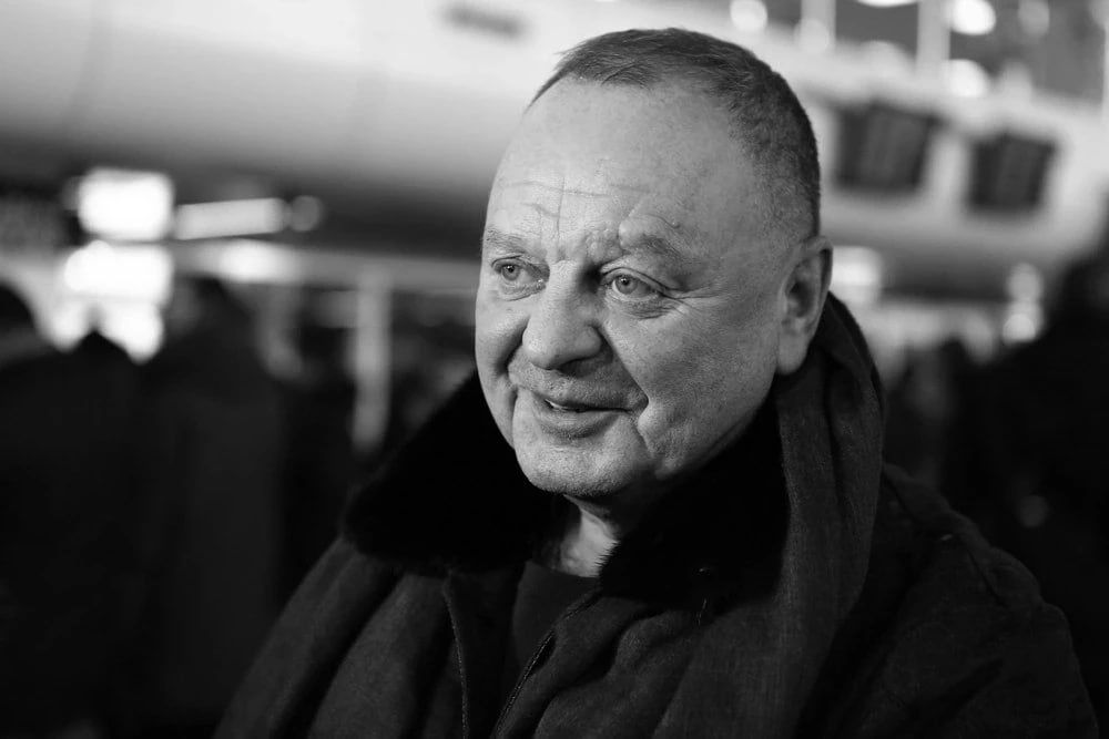 Президент Федерации хоккея с мячом России Борис Скрынник скончался на 78 м году жизни сообщили в Федерации РЕН ТВ в Telegram в MAX