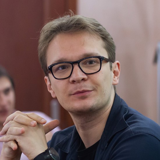Журналиста Кирилла Мартынова заочно приговорили к шести годам колонии, — СМИ Мартынова признали виновным по статье об «осуществлении деятельности нежелательной организации» статья 284.1 УК РФ и заочно приговорили к шести годам колонии. Также журналисту на три года запретили администрировать интернет-сайты. Ранее прокурор требовал приговорить его к семи годам колонии. Дело против Кирилла Мартынова возбудили в сентябре 2024 года, в ноябре Басманный суд Москвы заочно арестовал его на 2 месяца. — Признан властями РФ иноагентом. Подписаться Помочь RusNews